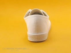 Vente flash ? Levi's Femme Levis MALIBU BEACH Brilliant White - Basket Toile Blanche ? 10 Vente flash ? Levi's Femme Levis MALIBU BEACH Brilliant White - Basket Toile Blanche ? -Mustang Shop unnamed file 3124